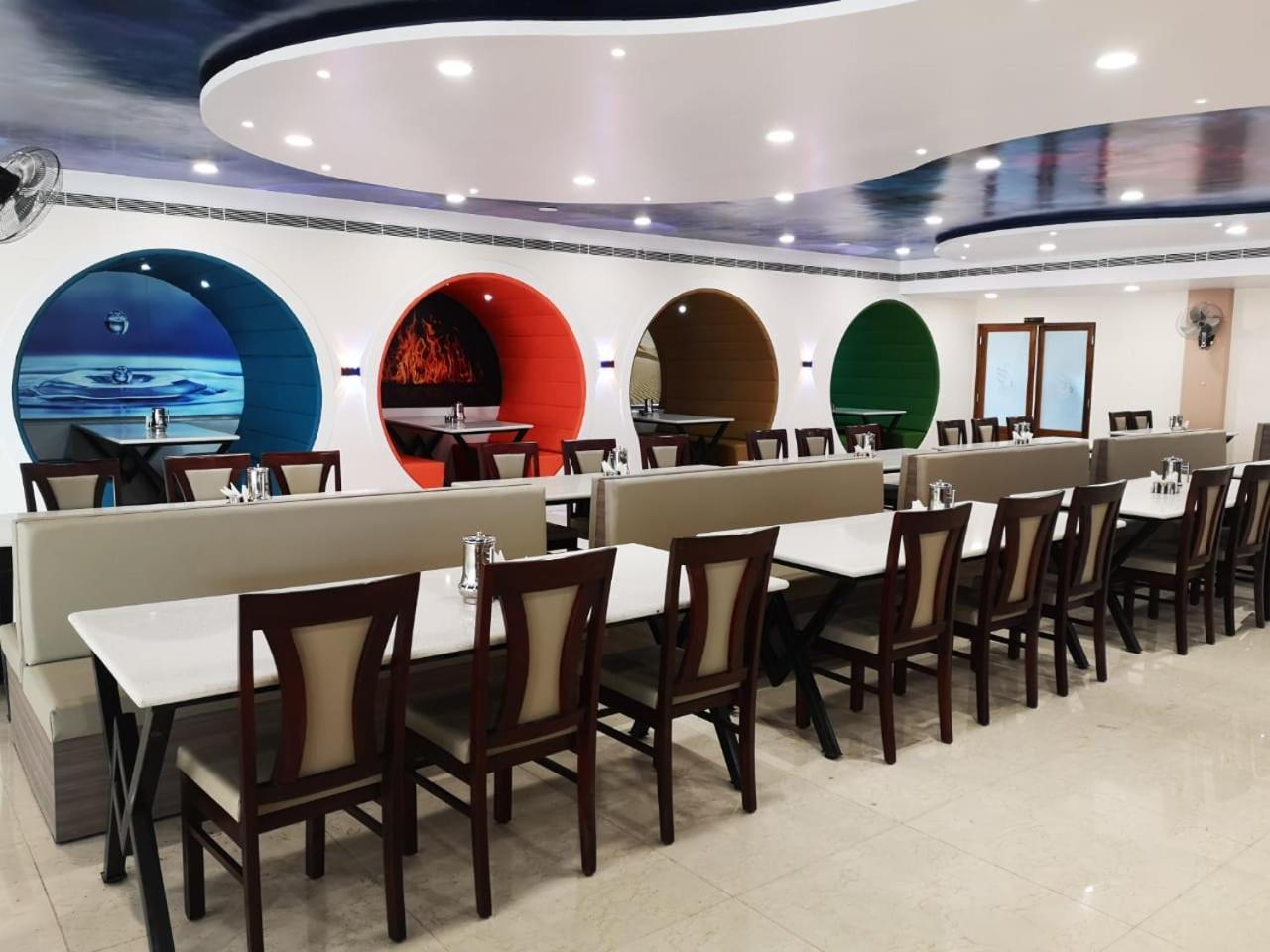 Silver Stone Park Resort, Kovilpatti Zewnętrze zdjęcie
