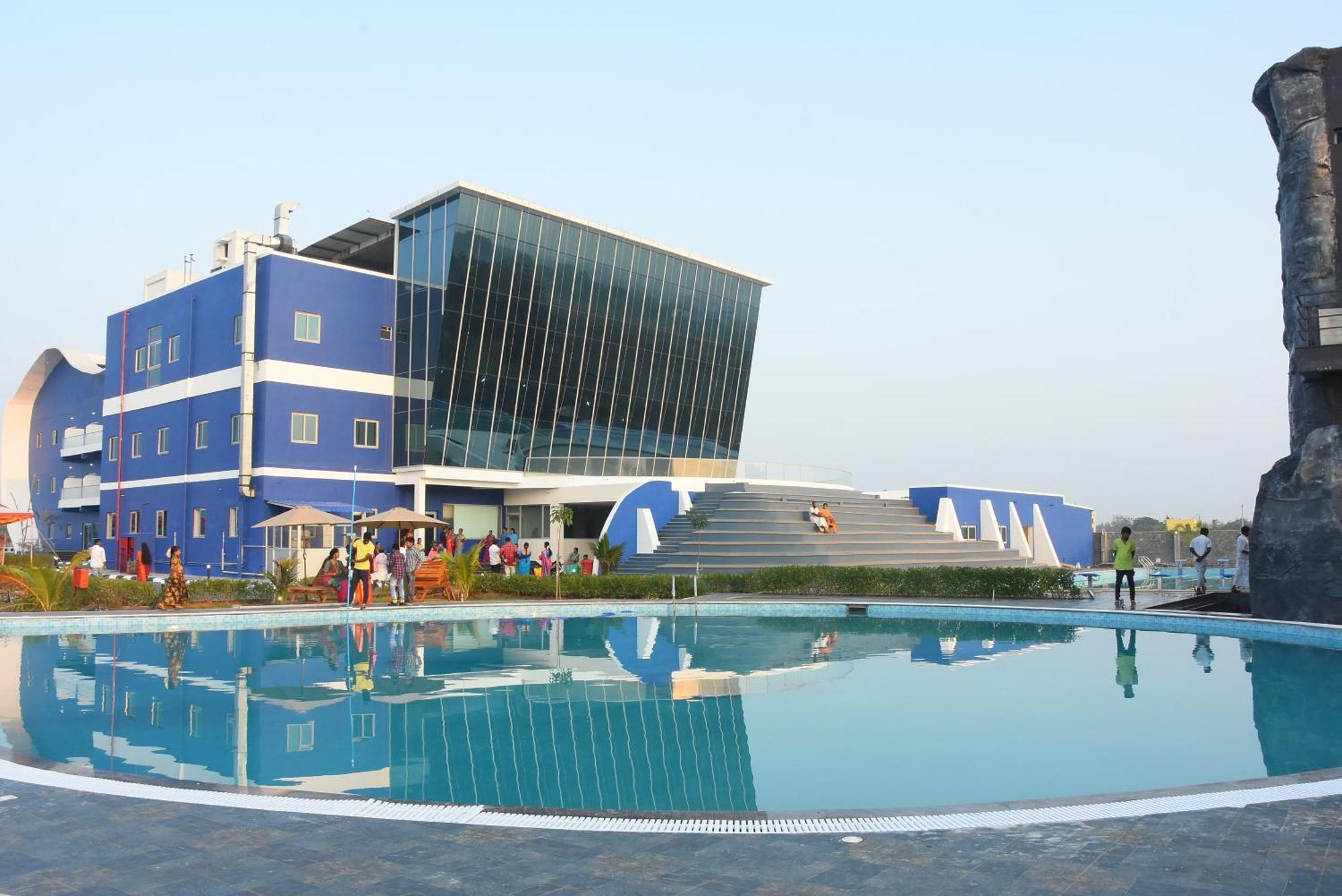 Silver Stone Park Resort, Kovilpatti Zewnętrze zdjęcie